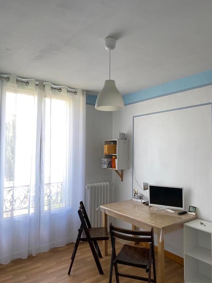 Chambre Du Petit Prince Chaville Exterior foto